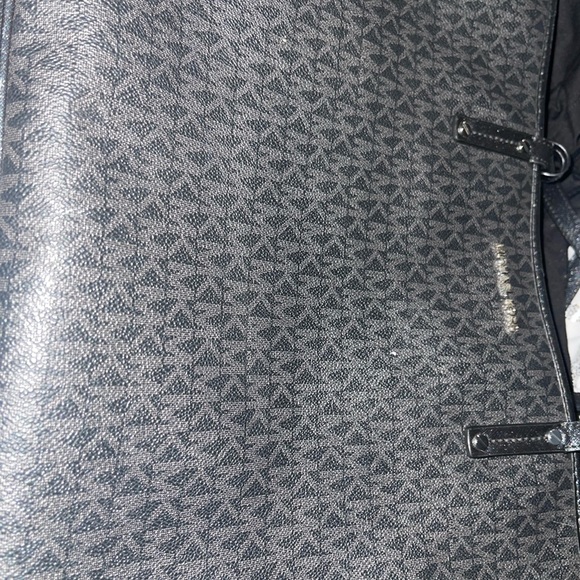 Micheal Kors Large Black Tote Bag - Picture 4 of 6